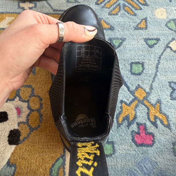 Dr Martens 2976 SMOOTH LEATHER PLATFORM CHELSEA BOOTS - Picture 3 of 5